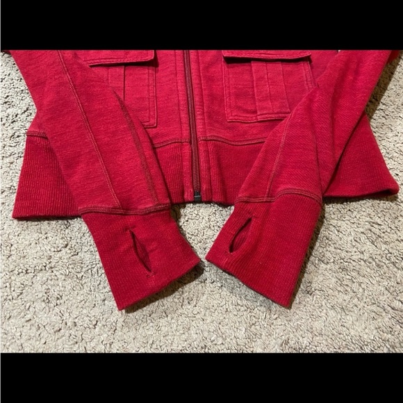Lululemon Red Hoodie Full Zip
Jacket 5 Pockets No size Tag Small
Size: S - Picture 2 of 9